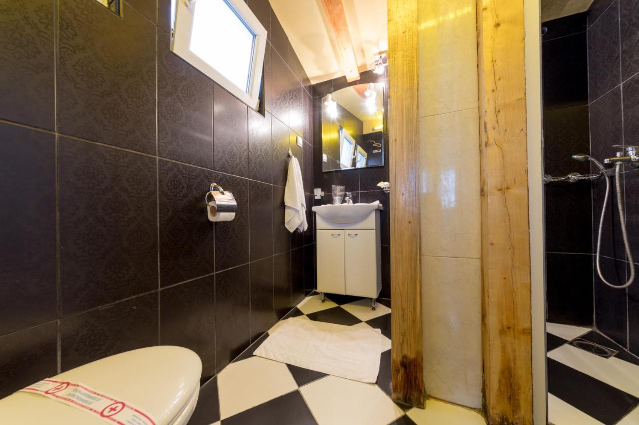 Oasis Seaside Rooms บุดวา ภายนอก รูปภาพ